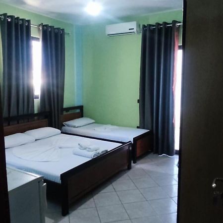 Festim Hotel Durres Luaran gambar