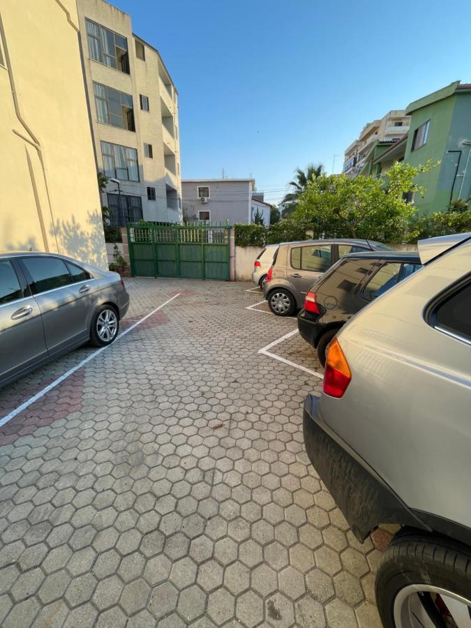 Festim Hotel Durres Luaran gambar