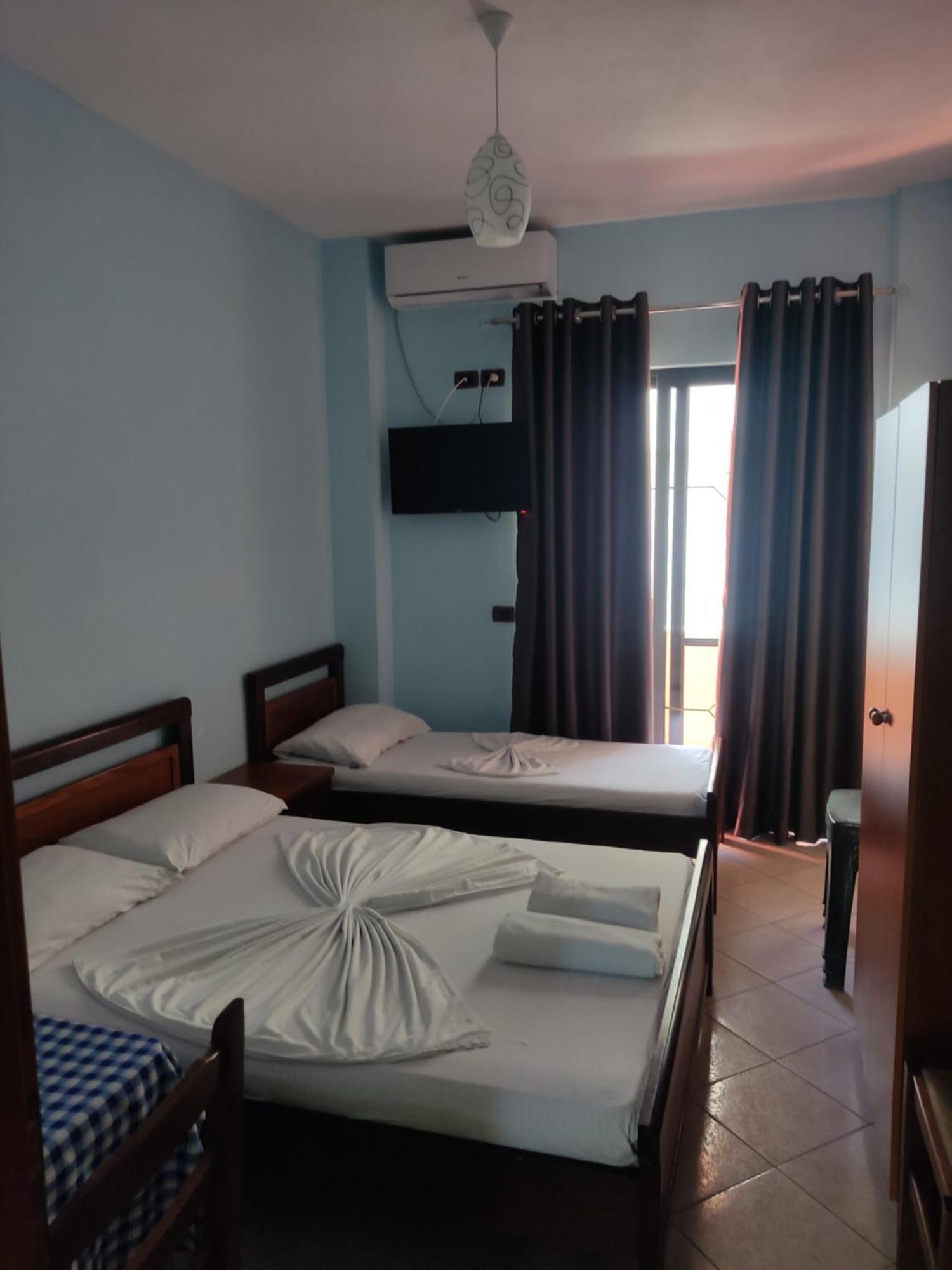 Festim Hotel Durres Bilik gambar