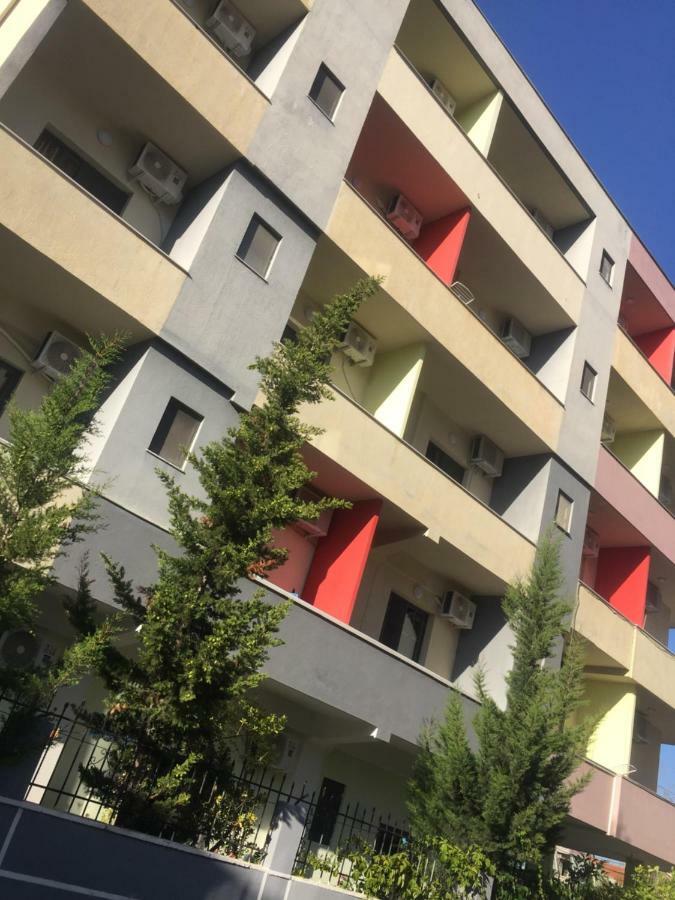 Festim Hotel Durres Luaran gambar